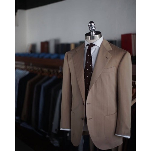 390305 by The Gaudery